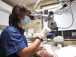 マイクロスコープを使った治療